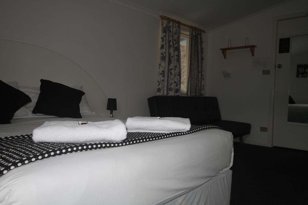 Black Bear Inn Тредбо Екстериор снимка