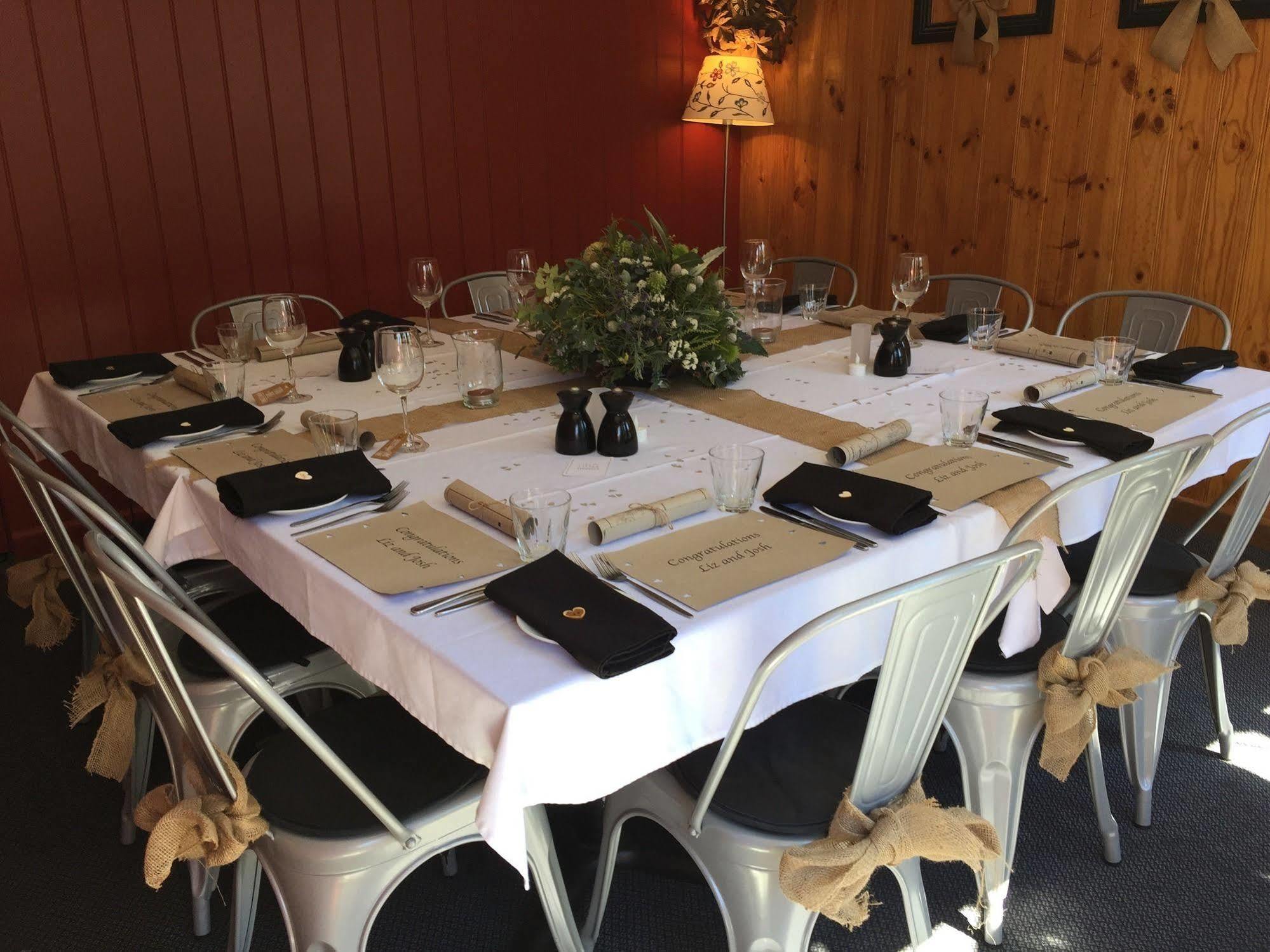 Black Bear Inn Тредбо Екстериор снимка